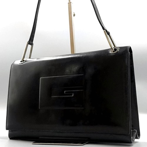 Gucci G Logo One Shoulder Handbag Patent Leather Silver Hardware Pre-owned From