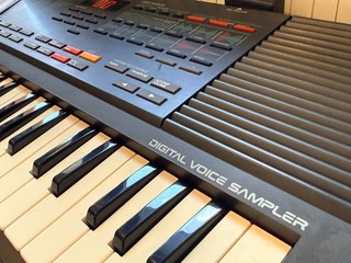TASTIERA CAMPIONAMENTO YAMAHA VSS 200. VINTAGE. Free UK POST.