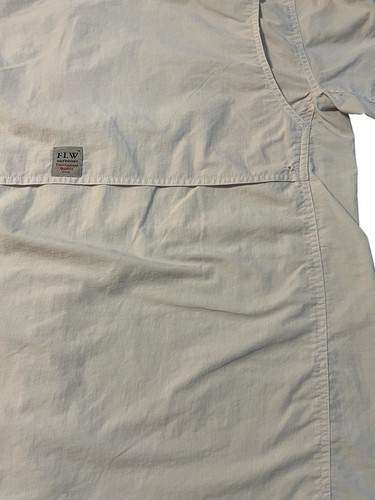 FLW Fishing Shirt Mens Medium Long Sleeve Vented Mesh Back Button Up Outdoor - Picture 8 of 8