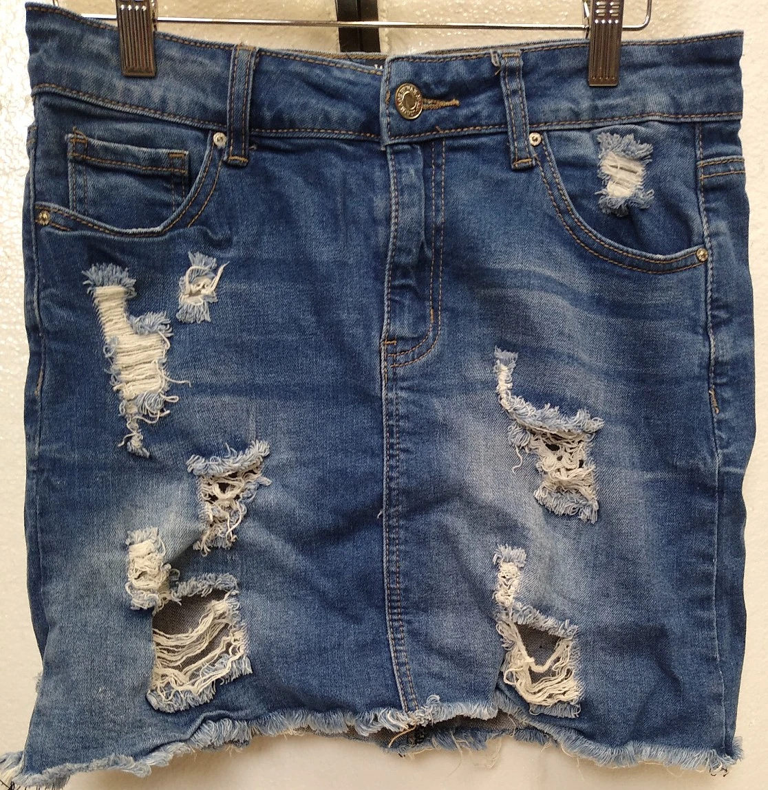 WAX JEANS of Los Angeles Denim Distressed 5 Pocket MINIi SKIRT SZ MED