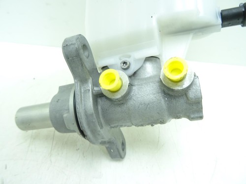 HOOFDREMCILINDER Fiat 500X (334) SUV 1.6 D 16V Multijet II (55260384) 77367149 - Afbeelding 3 van 4