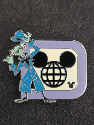 2025 Hatbox Ghost Walt Disney World D Series Hidden Disney Pin