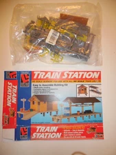 HO Scale Train Station Building Kit Life-Like #1347, PIKESVILLE JUNCTION, bagged