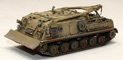 Artitec M88 Amored Recovery Vehicle Tan Train Load Transport Version HO 1/87