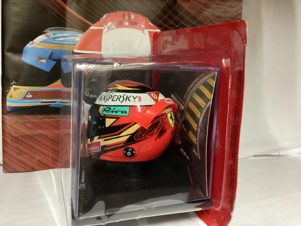Caschi piloti F1 Ferrari KIMI RAIKKONEN 2017 1:5, nuovo in teca - Immagine 2 di 4
