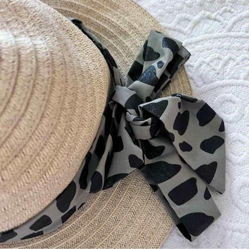 DISNEY PARKS ANIMAL KINGDOM MINNIE STRAW HAT - Picture 3 of 5