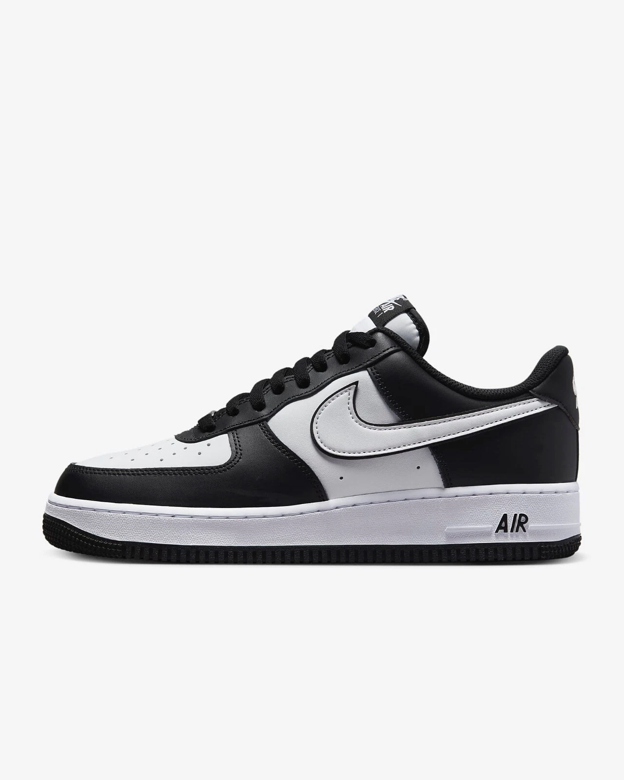 Genuine Nike Air Force 1 '07 Panda ® ( Men Size UK 9.5 EUR 44.5 ) Black / White