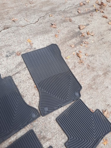WeatherTech rubbe Floor Mats for Mercedes C Class W204 Sedan 2008 To 2014 - Picture 3 of 4