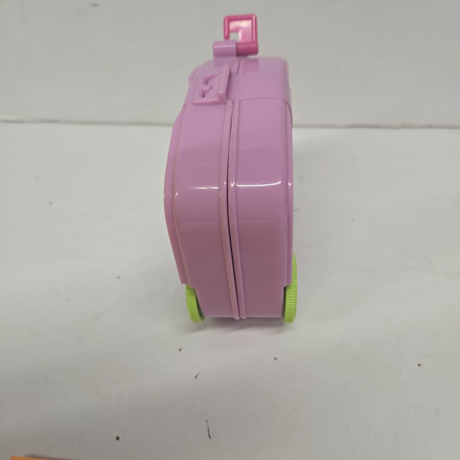 Foto 10 di 13