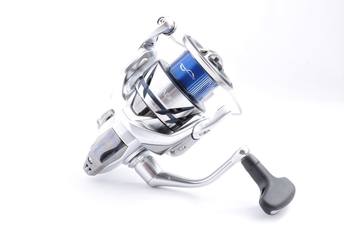 SHIMANO 23STRADIC C3000XG スピニングリール シマノ ストラディック C3000XG (リール) 価格比較 - 価格.com