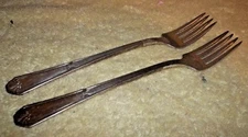2 FIDELIS AVALON WM ROGERS MFG CO IS SILVERPLATE 1933 FORKS  7 1/2" 