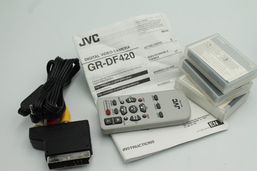 JVC GR-DF420 Digital Video Camera + AP-V14E Charger - Spares/Repairs - Picture 8 of 10