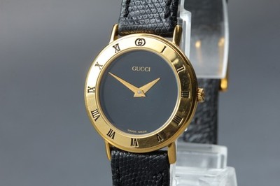 [Fast neuwertig] Vintage Gucci 3000.2.L Gold Schwarz Quarz Damenuhr aus JAPAN