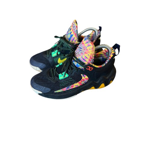 Nike Giannis Immortality 2 big boys size 5