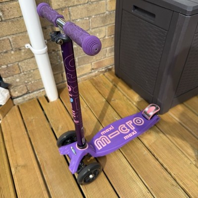 Micro Maxi Deluxe Scooter lila höhenverstellbare Lenker - Leuchträder