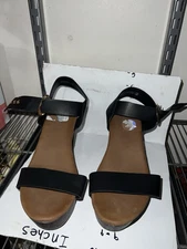 top moda chunky heels womans size 8.5