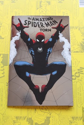 (JT)  Marvel Amazing Spiderman Torn 1 Comic High Grade NM 9.2 Variant Foil Hot