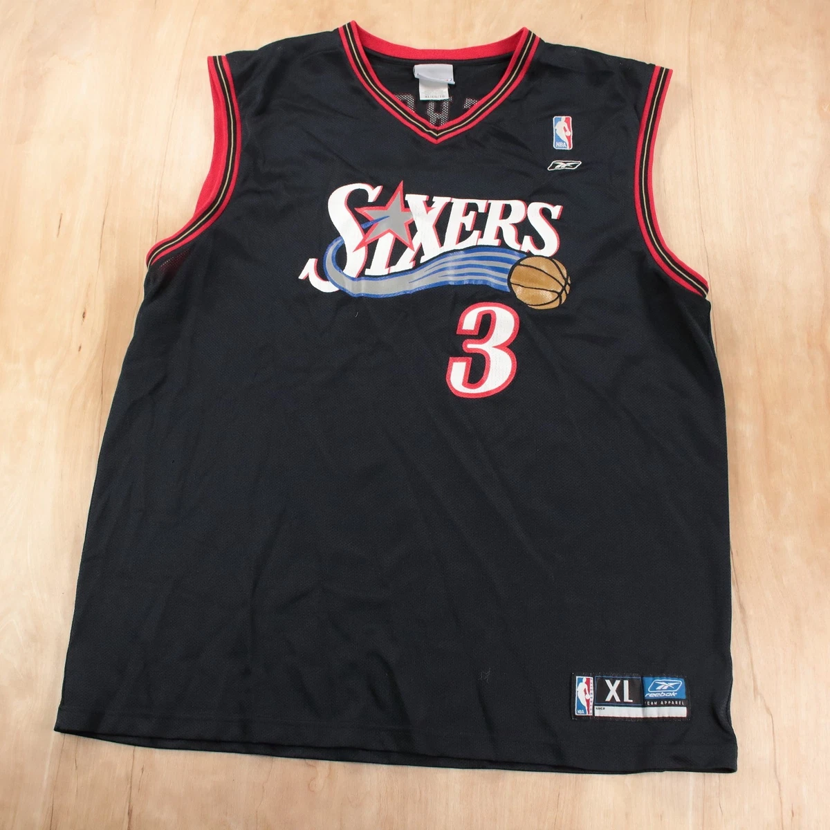 Preços baixos em Reebok Philadelphia 76ers Roupas e Souvenirs para