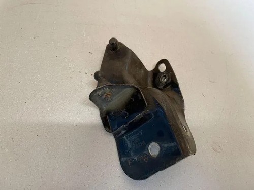 VW TOUAREG 7LA, 7L6, 7L7 Kotflügelhalter vorne rechts 7L6805373 5.00 22189668