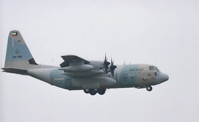 34932/ Foto   Lockheed C-130   Kuwait Air Force
