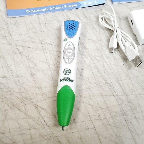 Leapfrog Leap Reader Leapreader Green Pen with 6 Books - Picture 3 of 4