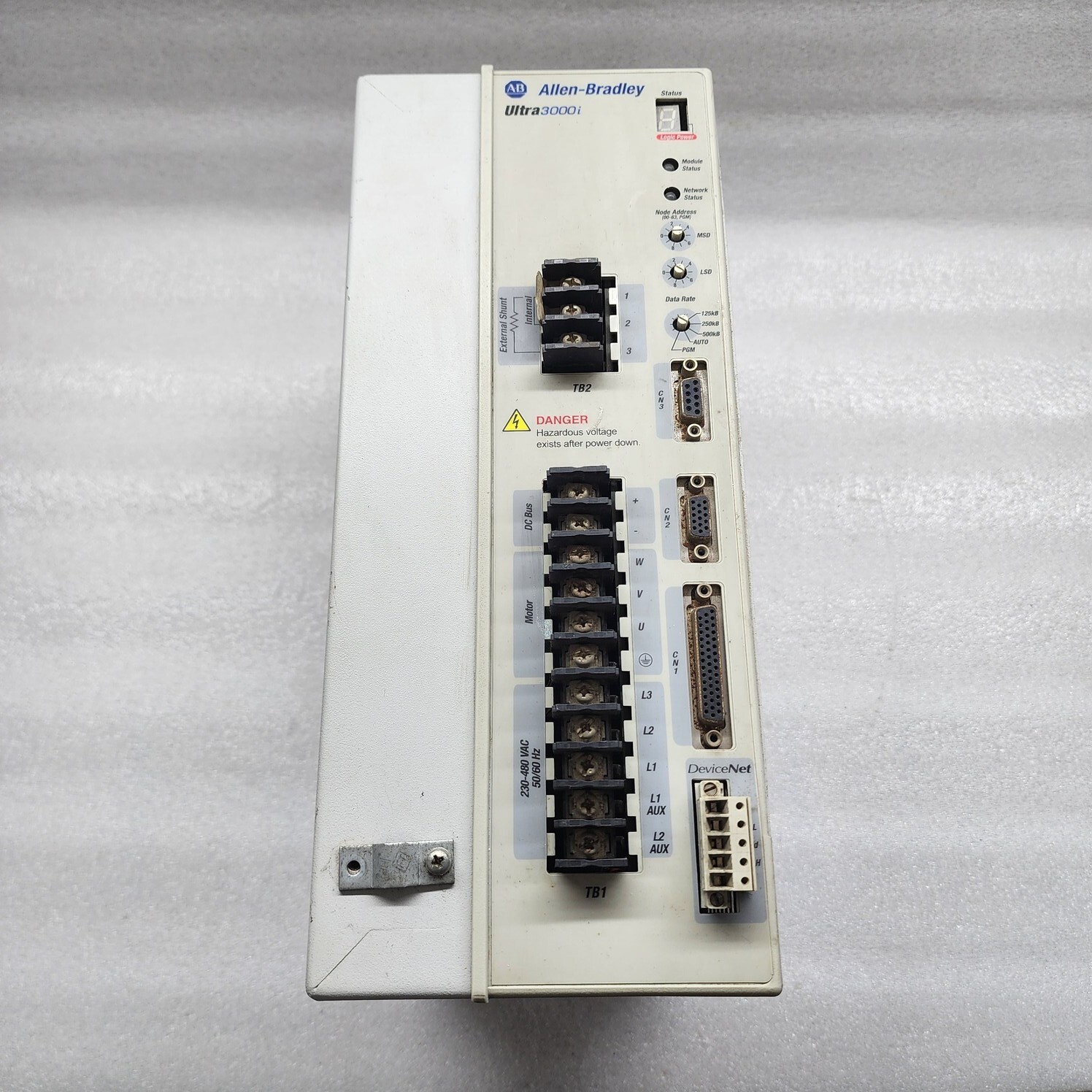 ALLEN BRADLEY 2098-DSD-HV050X-DN ULTRA 3000 DIGITAL SERVO DRIVER