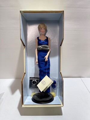 THE FRANKLIN MINT DIANA PRINCESS OF WALES PORCELAIN PORTRAIT DOLL BLUE DRESS 17" | eBay THE FRANKLIN MINT DIANA PRINCESS OF WALES PORCELAIN PORTRAIT DOLL BLUE DRESS 17" | eBay