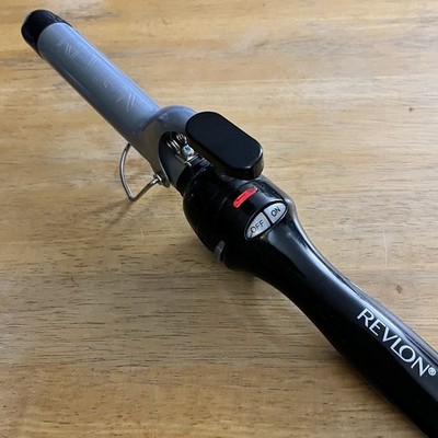 Revlon Perfect Heat 1'' Curling Iron RV051 Triple Ceramic 400 Deg F