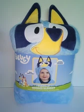 🔥 Bluey Toddler Hooded Blanket - Bluey  - IN HAND READY FOR FREE SHIPPING 🔥 