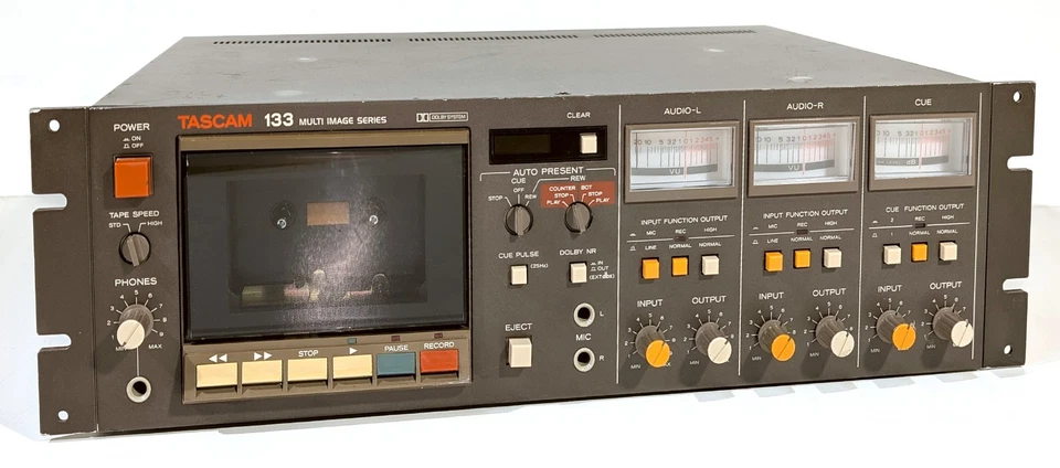 🔥【ПРОФЕССИОНАЛЬНЫЙ РЕМОНТ】Кассетная дека Tascam 133 2-скоростная/3-канальная Syncaset ~ Крепление в стойку!💥ГАРАНТИЯ - Изображение 4 из 4