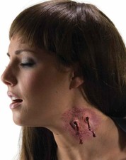 Eternal Kiss Vampire Bite Fancy Dress Halloween Costume Makeup Latex Prosthetic