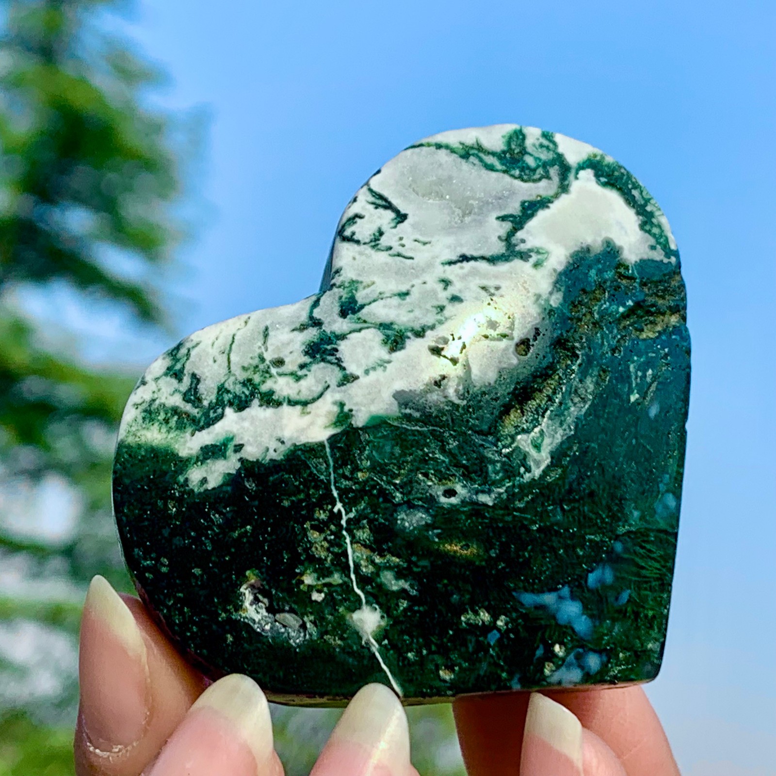 104G Natural Moss Agate Hand Carved Heart-shaped Crystal Quartz Decor Healing