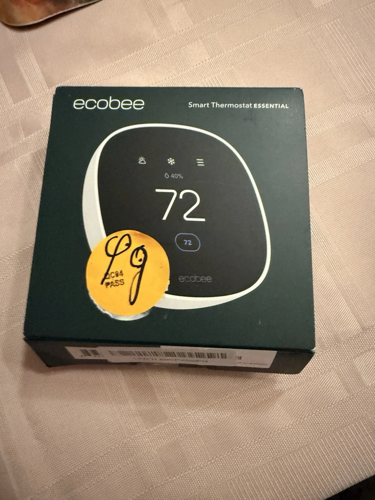 ecobee Smart Thermostat Essential - Energy Star Certified programmable Wi-Fi
Opens in a new window o