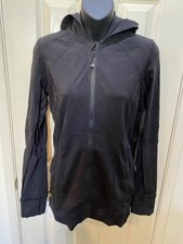 Lululemon Women's Black Hooded Fitted Active Jacket - Size 8 - Longer Length