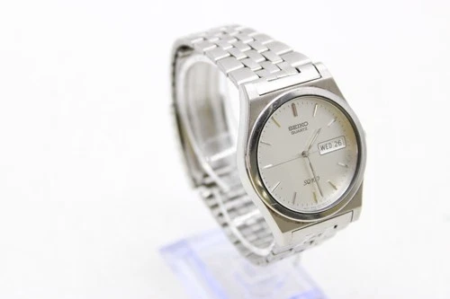 T Vintage Gents Seiko SQ 100 Day/Date 7N43-8001 Quartz Working Wristwatch