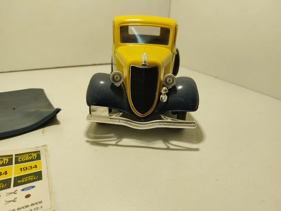 FORD V8 MARCA SOLIDO 1/19 - Immagine 2 di 4