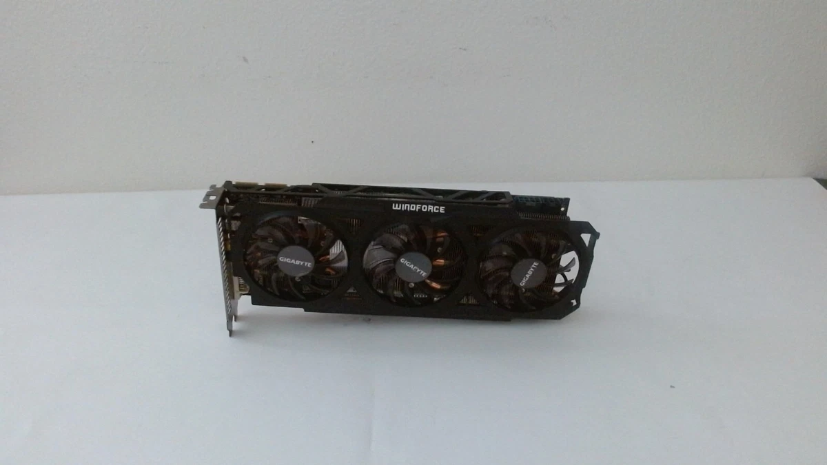 GIGABYTE AMD Radeon R9 280X 3 GB Memory Computer Graphics Cards