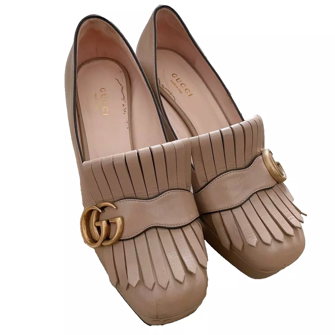 Escarpins Gucci talon franges GG Marmont cuir beige taille 37 US environ 7 occasion