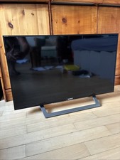 Sony KDL-32WD755 32 Zoll LCD-TV schwarz mit Standfuß