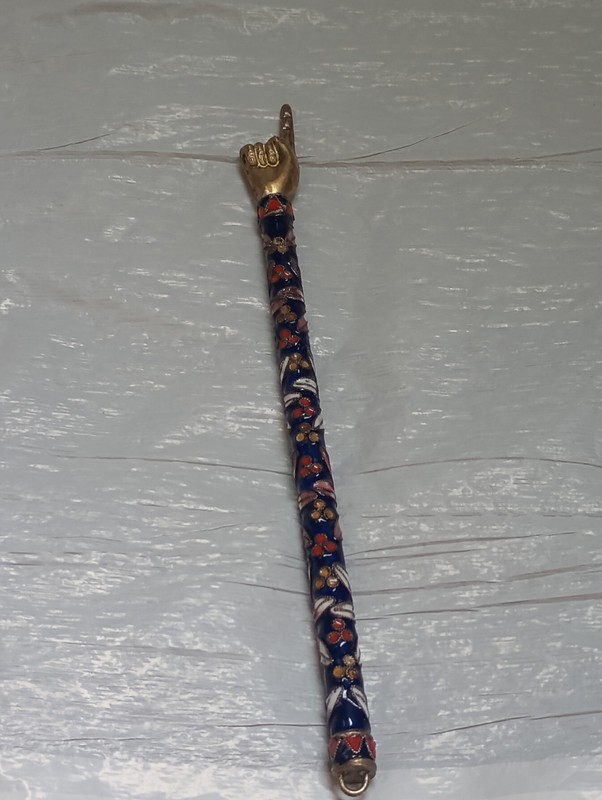 Enamel Torah Yad pointer