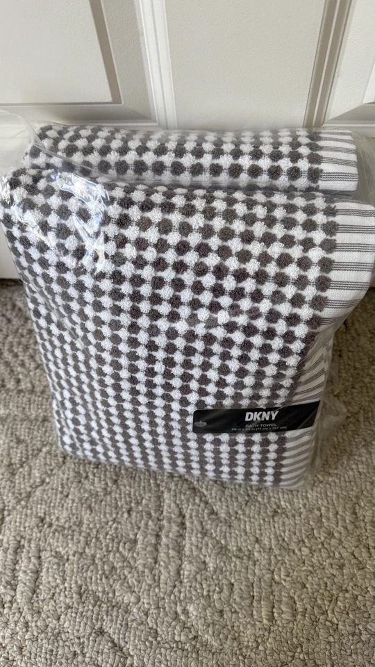 Juego de toallas de baño DKNY Gingham Check gris de 8 - 2 paños de baño, 2 manos y 4 Foto 3 de 4