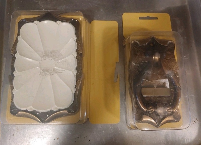 2 VTG Amerock Carraige House -Door Knocker & Wall Mount Soap Dish New in Package