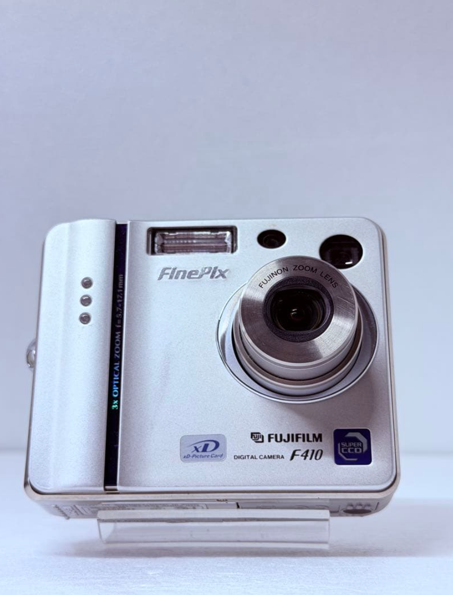 Fujifilm FinePix F410 Digital Camera Compact Retro Style Tested