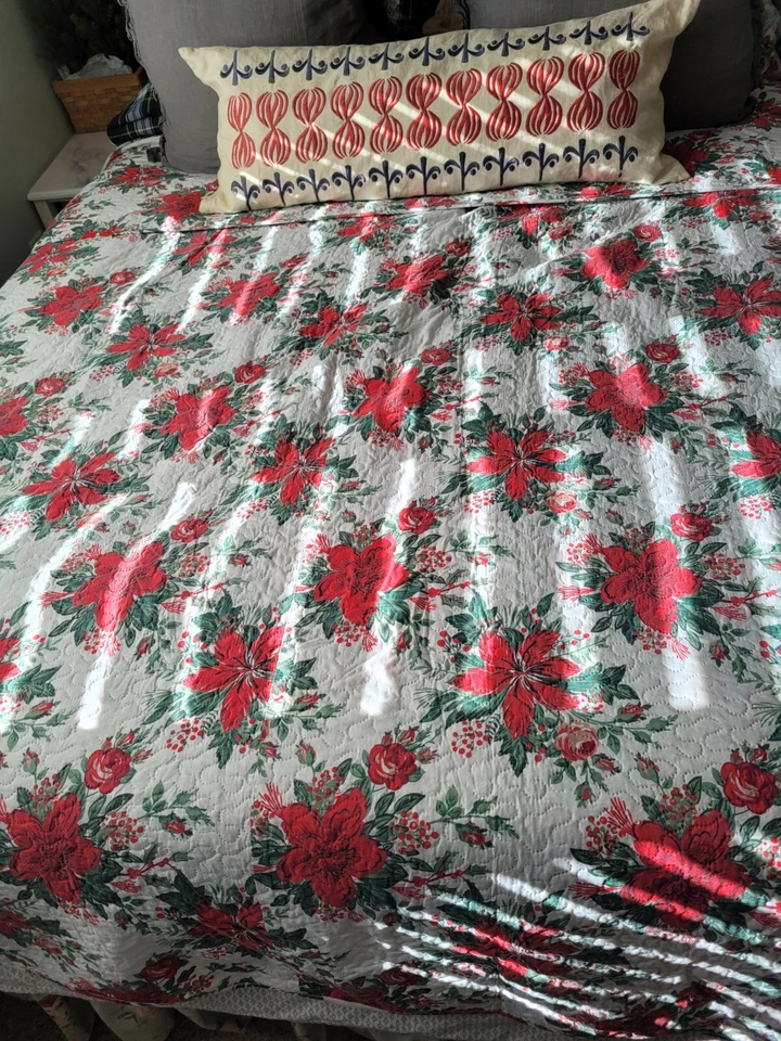 3 Piece Vibrant Christmas Poinsettia King Bedroom Comforter/2 Cases Set - Изображение 4 из 4