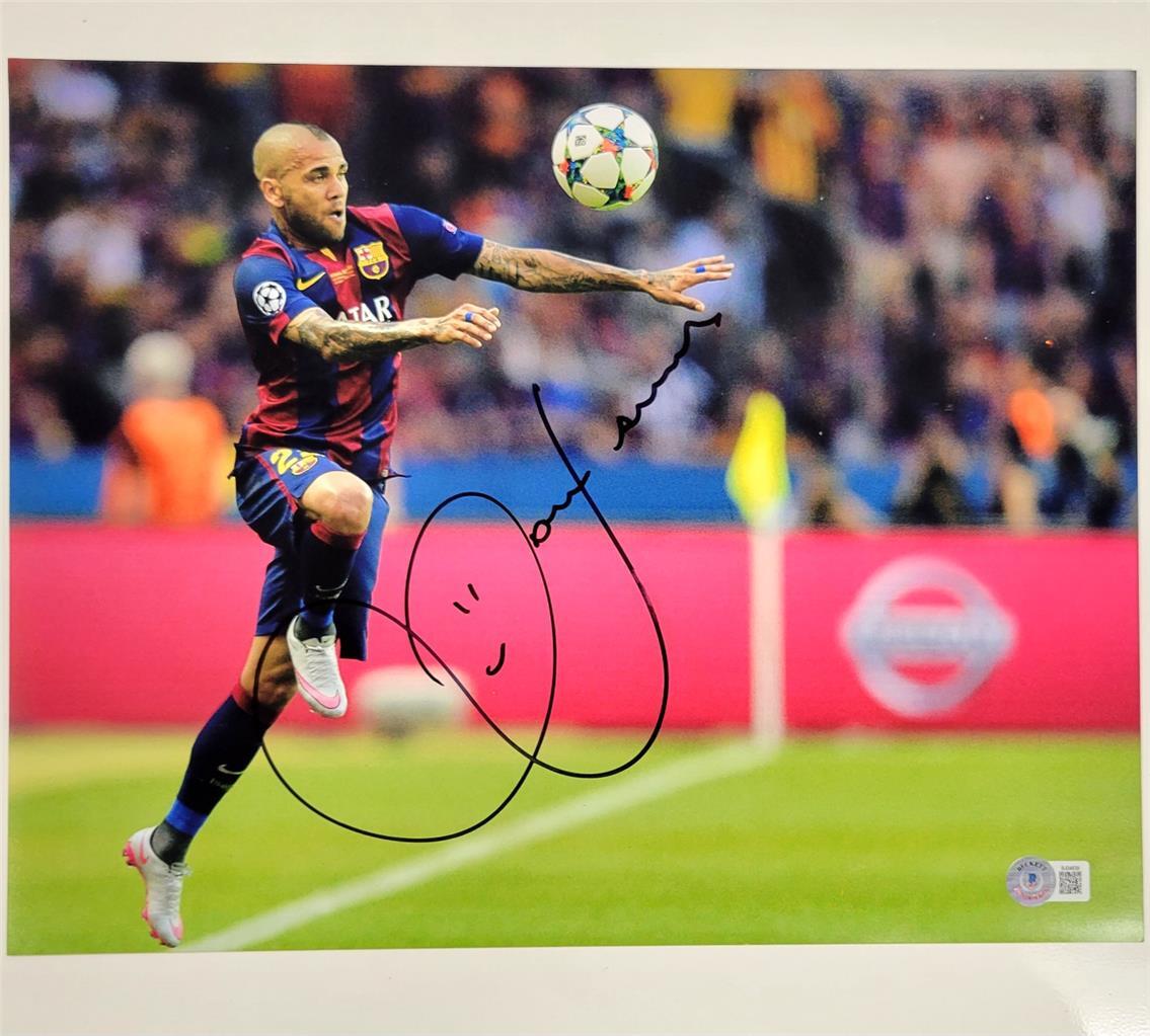 Dani Alves signed FC Barcelona 11x14 photo autograph Brazil