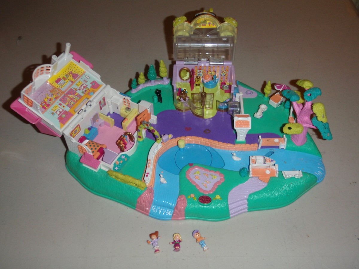 VINTAGE 1996 POLLY POCKET POLLY'S MAGICAL MOVIN' POLLYVILLE