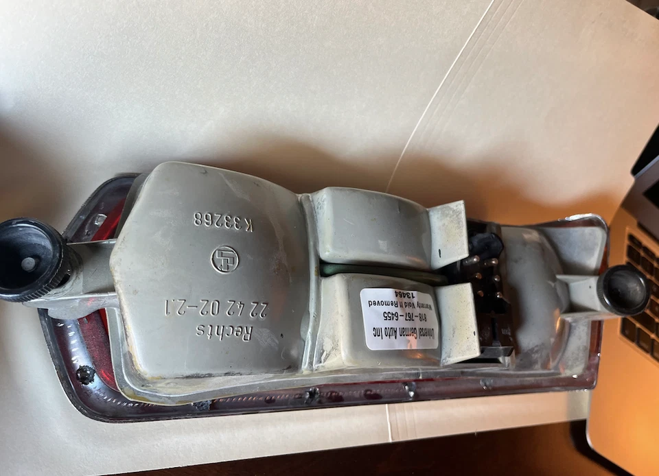 Conjunto de luz trasera PASAJERO DERECHO MERCEDES-BENZ OEM W111 1967 250s compatible Foto 4 de 4