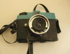 Lomography Diana Mini 35mm Point  Shoot Film Camera