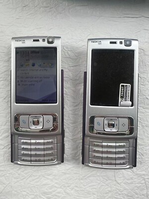 Nokia N95 - 160 MB - (Unlocked) purple 3G WIFI GMS Slider