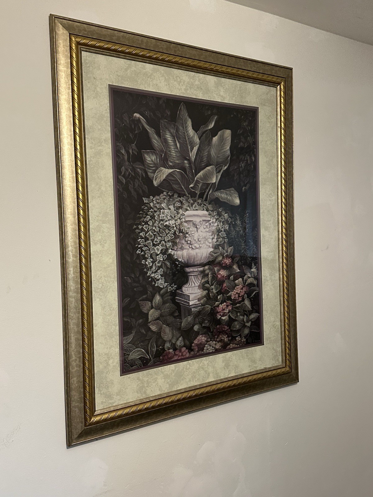 Picture 1 of 6